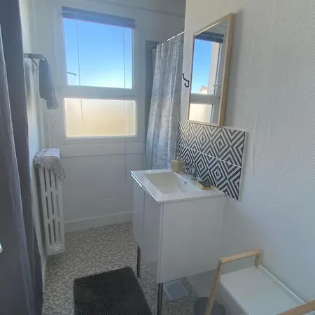 - Tourneville, Superbe T3, Balcon/parking Apartment Le Havre