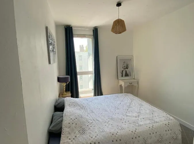 - Tourneville, Superbe T3, Balcon/parking El Havre